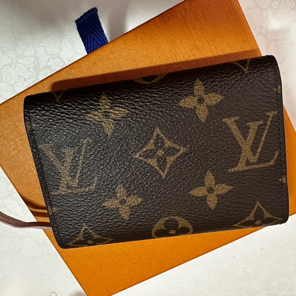 Authentic Pre-owned Louis Vuitton Rosalie Coin Purse #M62361 - Picture 7 of 10